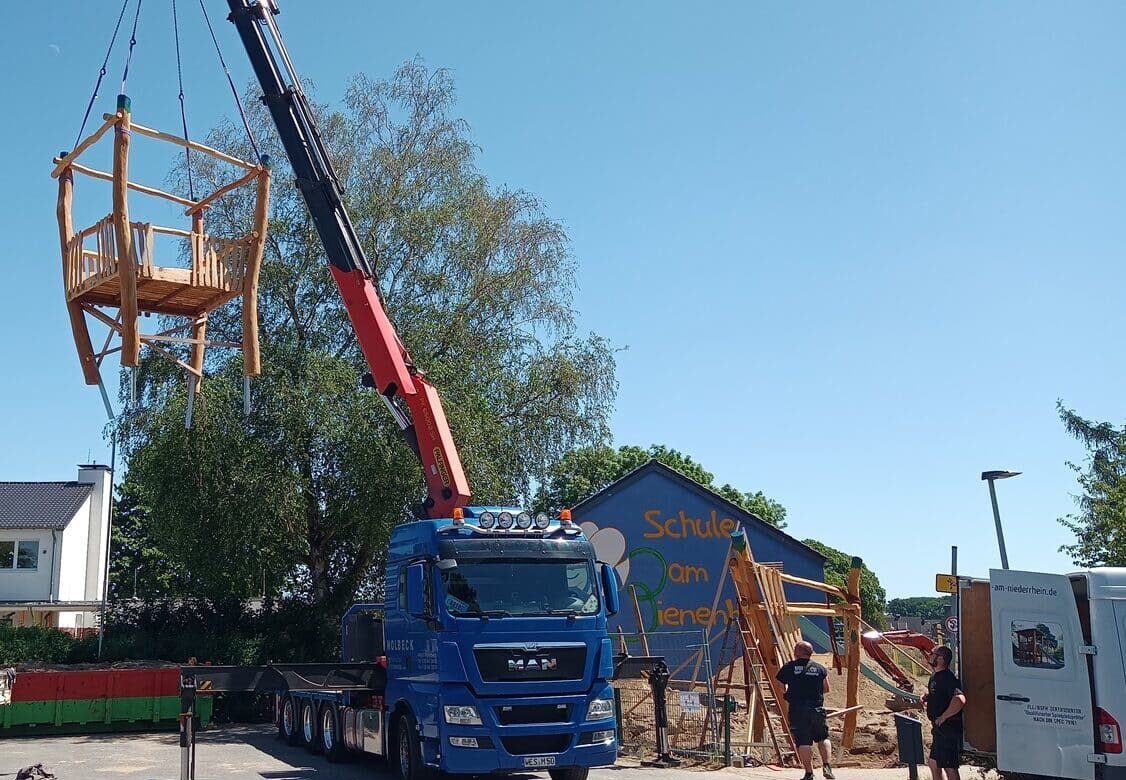 Oberhäusers Erlebnisspielplätze bietet die Montage von Spielgeräten am Niederrhein